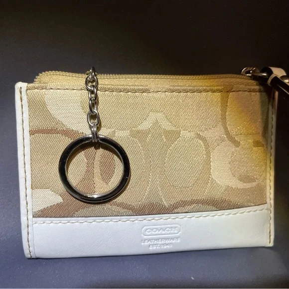 Coach Card Case - Picture 4 of 4